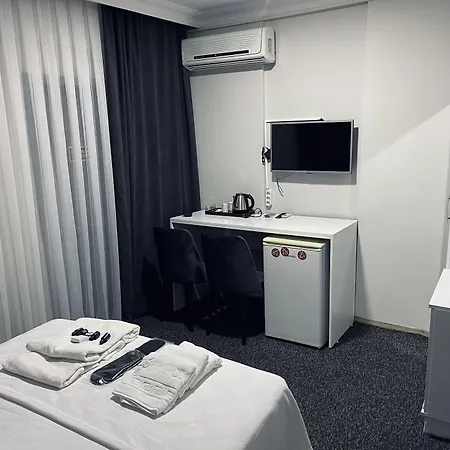 Hotel Moon Light Pendik